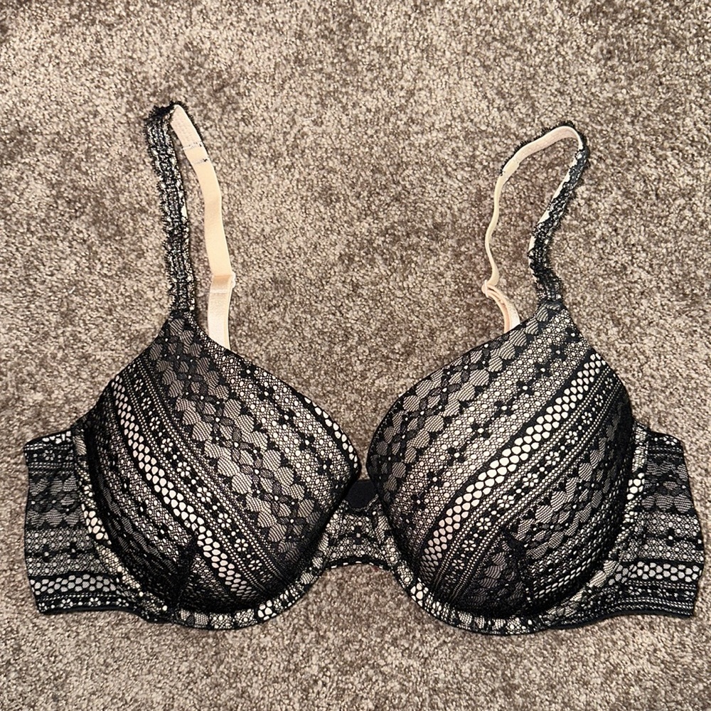 Victoria secrets bra